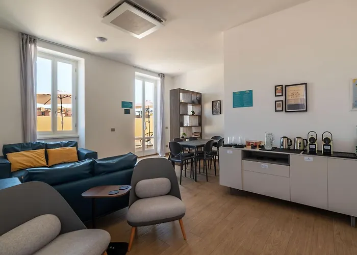Joivy Cavour 238